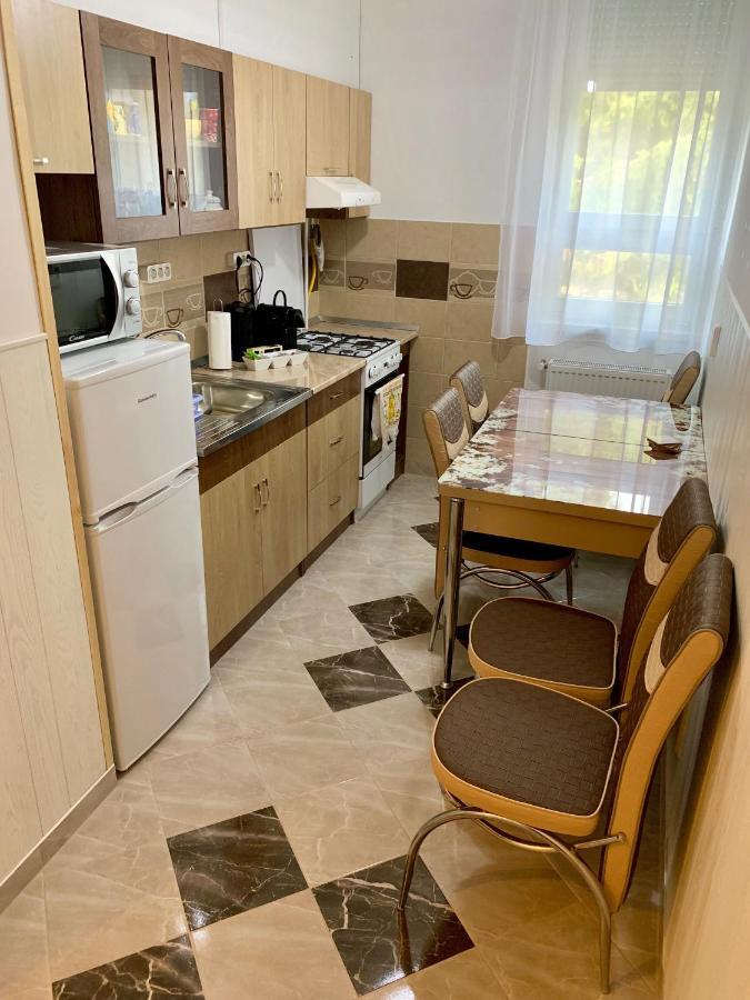 Anita Apartman Hajdúszoboszló Exterior foto